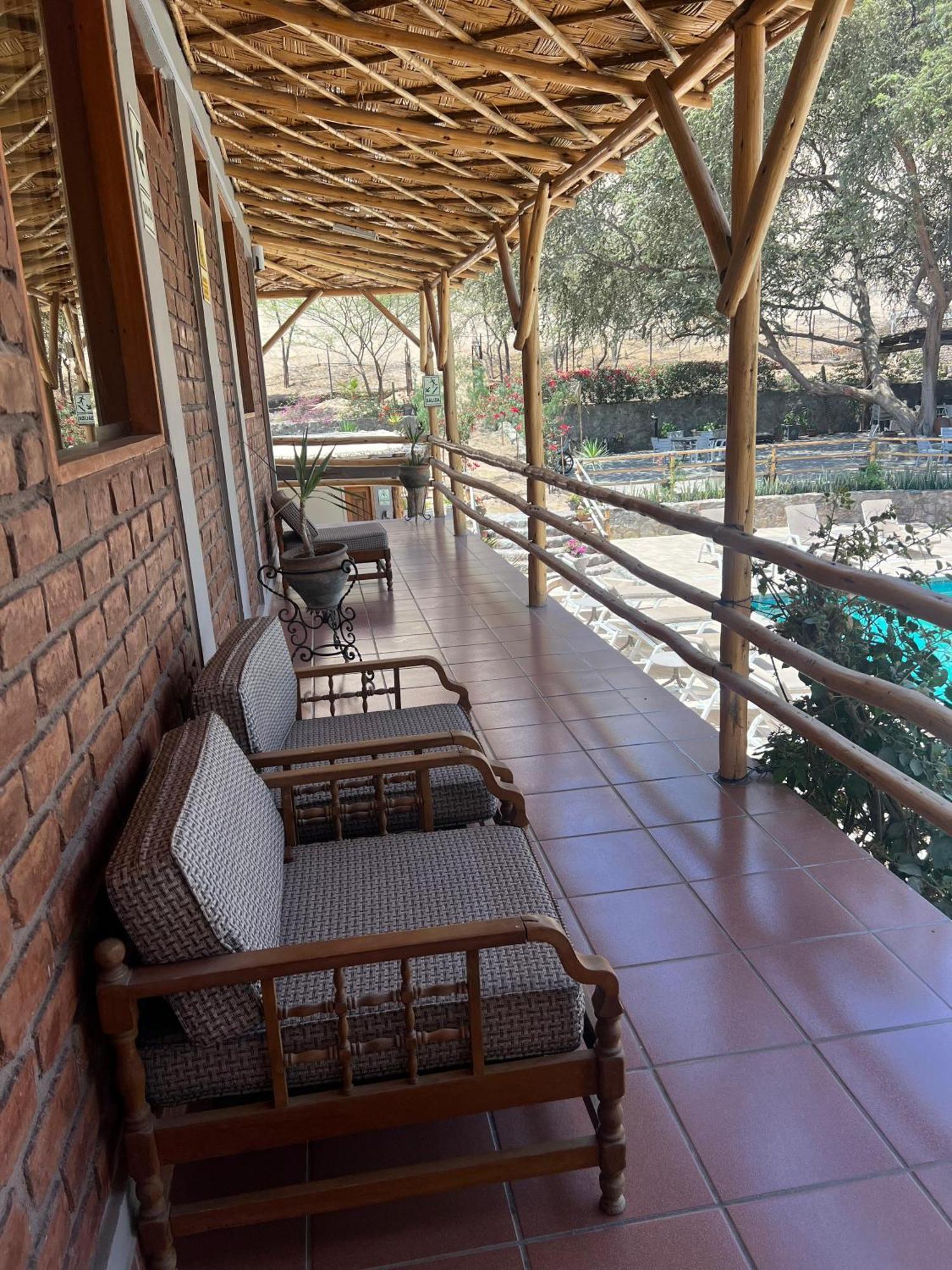 איקה Hotel El Huacachinero מראה חיצוני תמונה