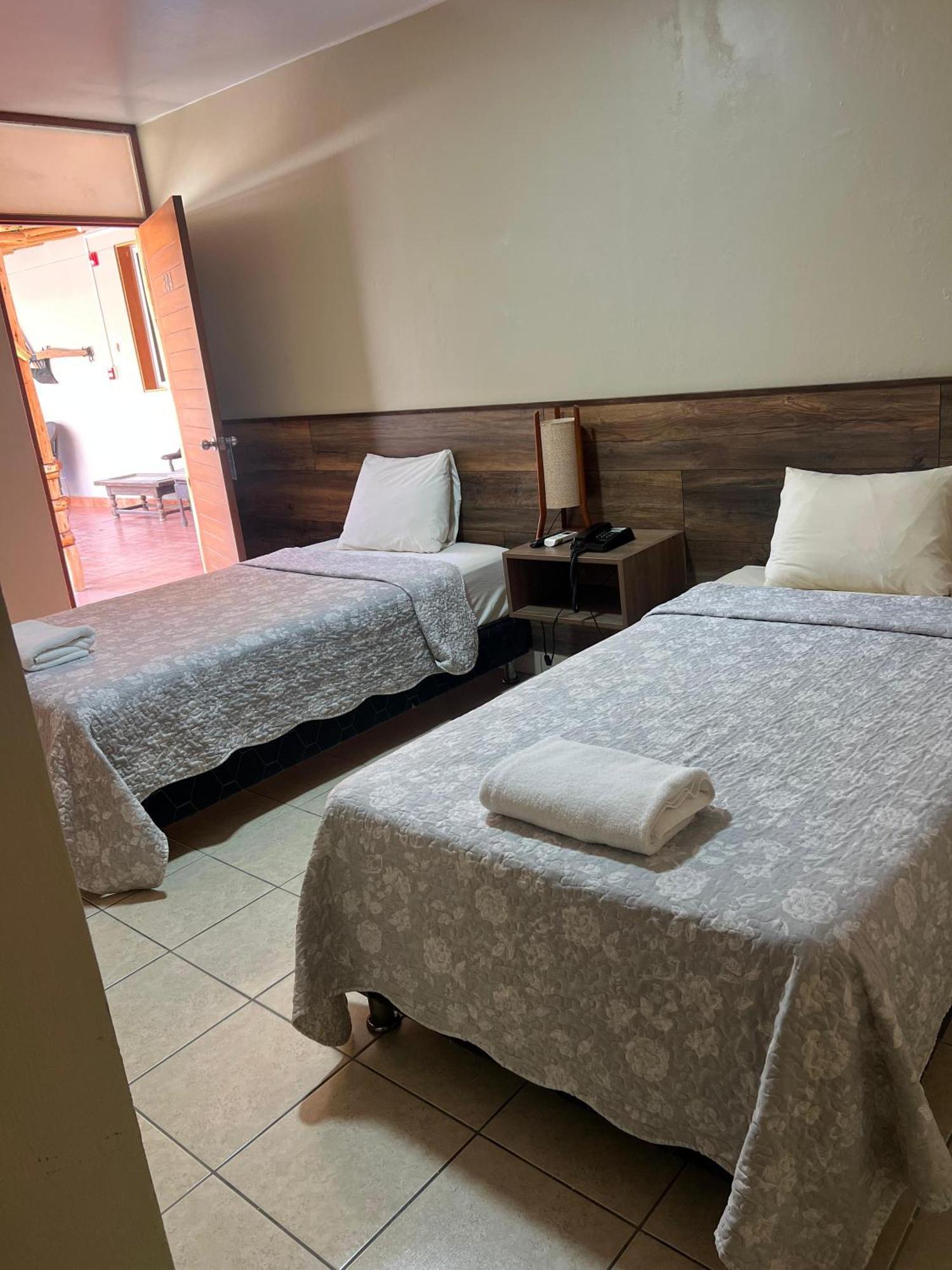 איקה Hotel El Huacachinero מראה חיצוני תמונה